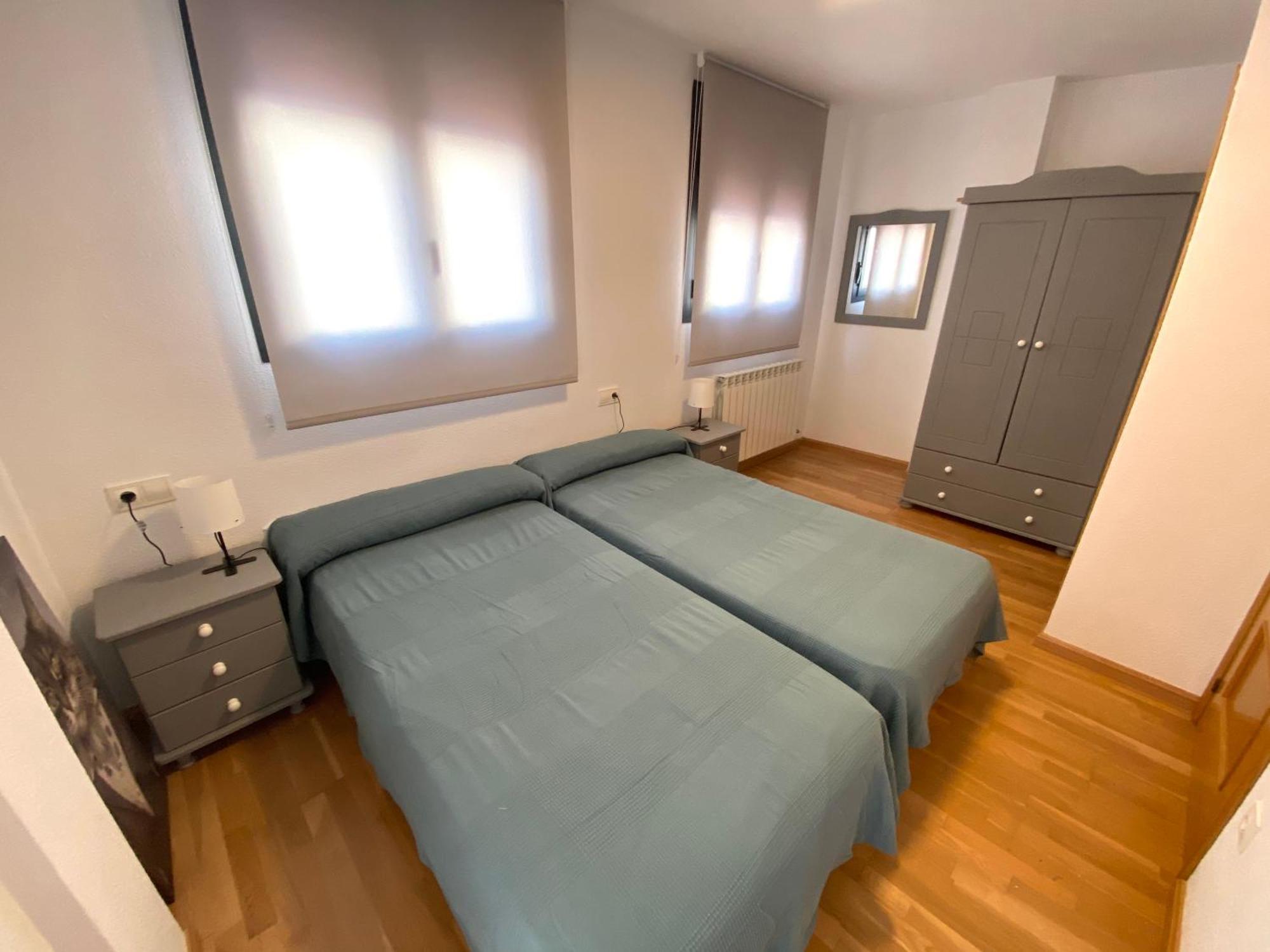 Apartamento Centrico Con Garaje Хака Екстер'єр фото