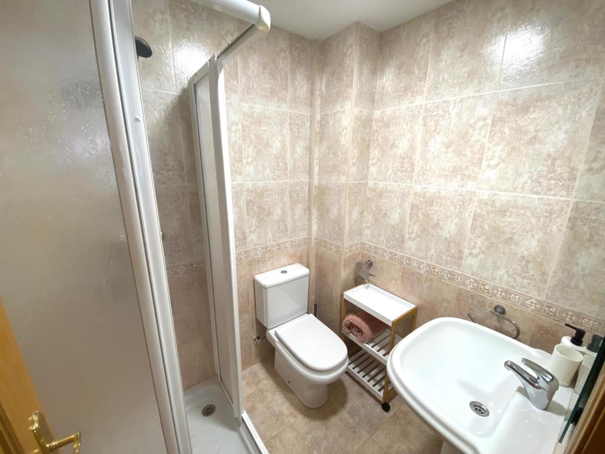 Apartamento Centrico Con Garaje Хака Екстер'єр фото